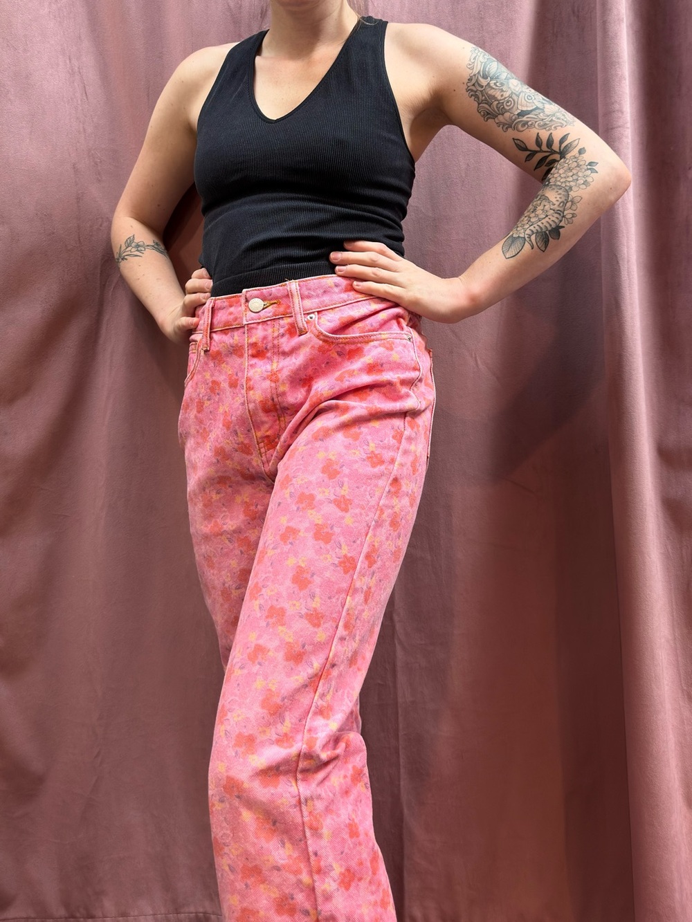 BDG Urban Outfitters Pink Floral High Rise Flare Jeans Size 26